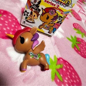 Tokidoki Kaili Tropical Unicorno Rainbow Figure